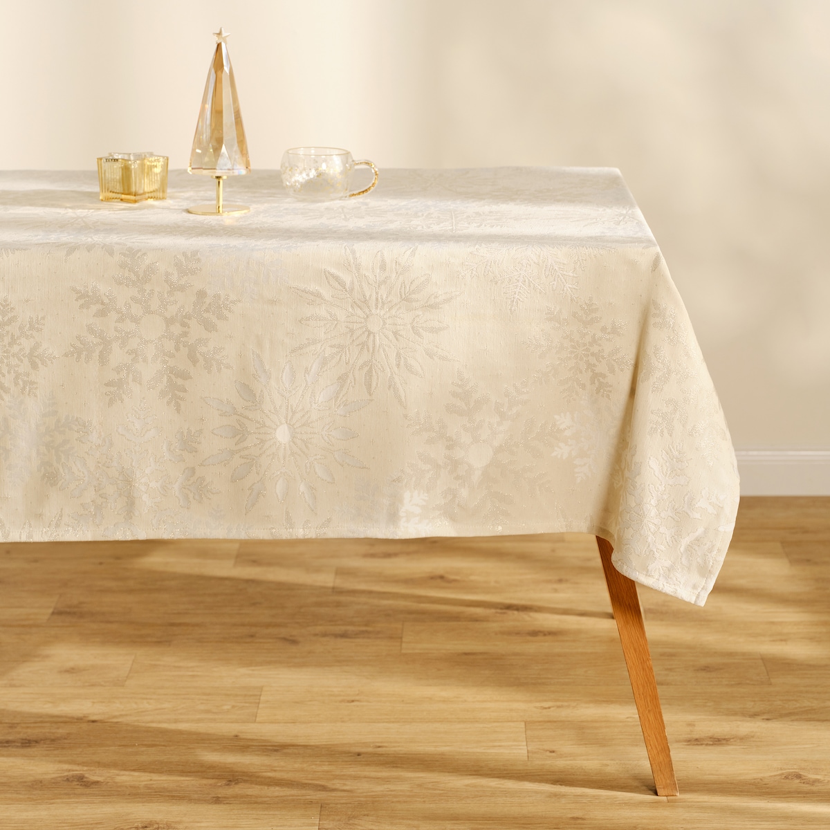 Obrus Żakardowy Frostello 150x220 cm