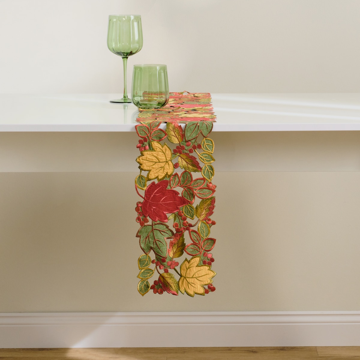 Bieżnik Haftowany Leafeno 18x158 cm