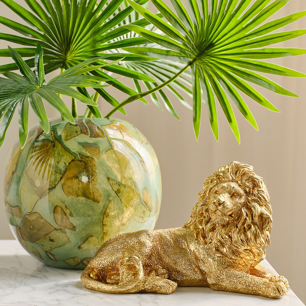 Figurka Leon